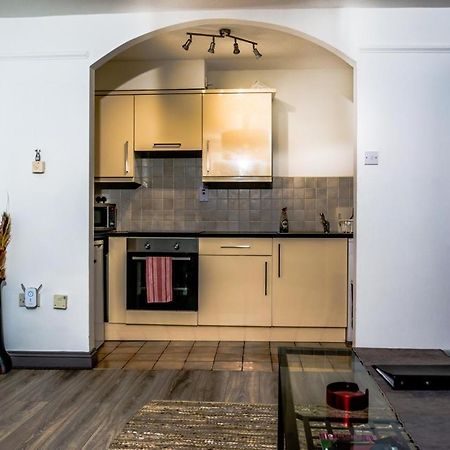 1 Bedroom Apartment By Trinity Дублін Екстер'єр фото
